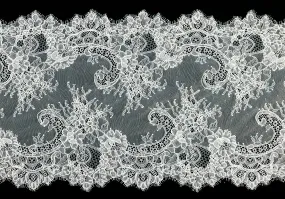 13" Ivory Alençon Galloon Lace with Eyelash Edge