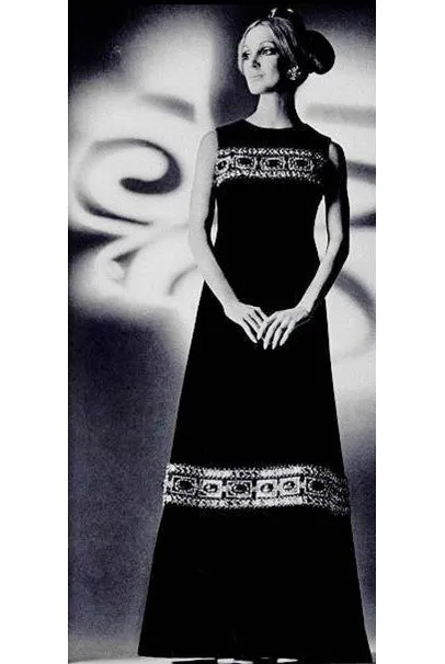 1969 Pierre Balmain Haute-Couture Green Velvet Beaded Jeweled Gown & Tassel Wrap