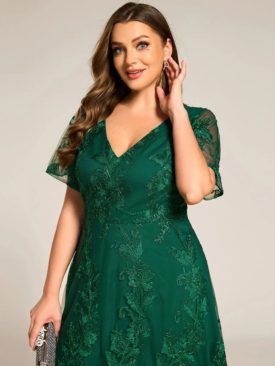 Bonnie | Plus Size Short Sleeves Embroidered Mesh A-Line V-Neck Midi Wedding Guest Dress