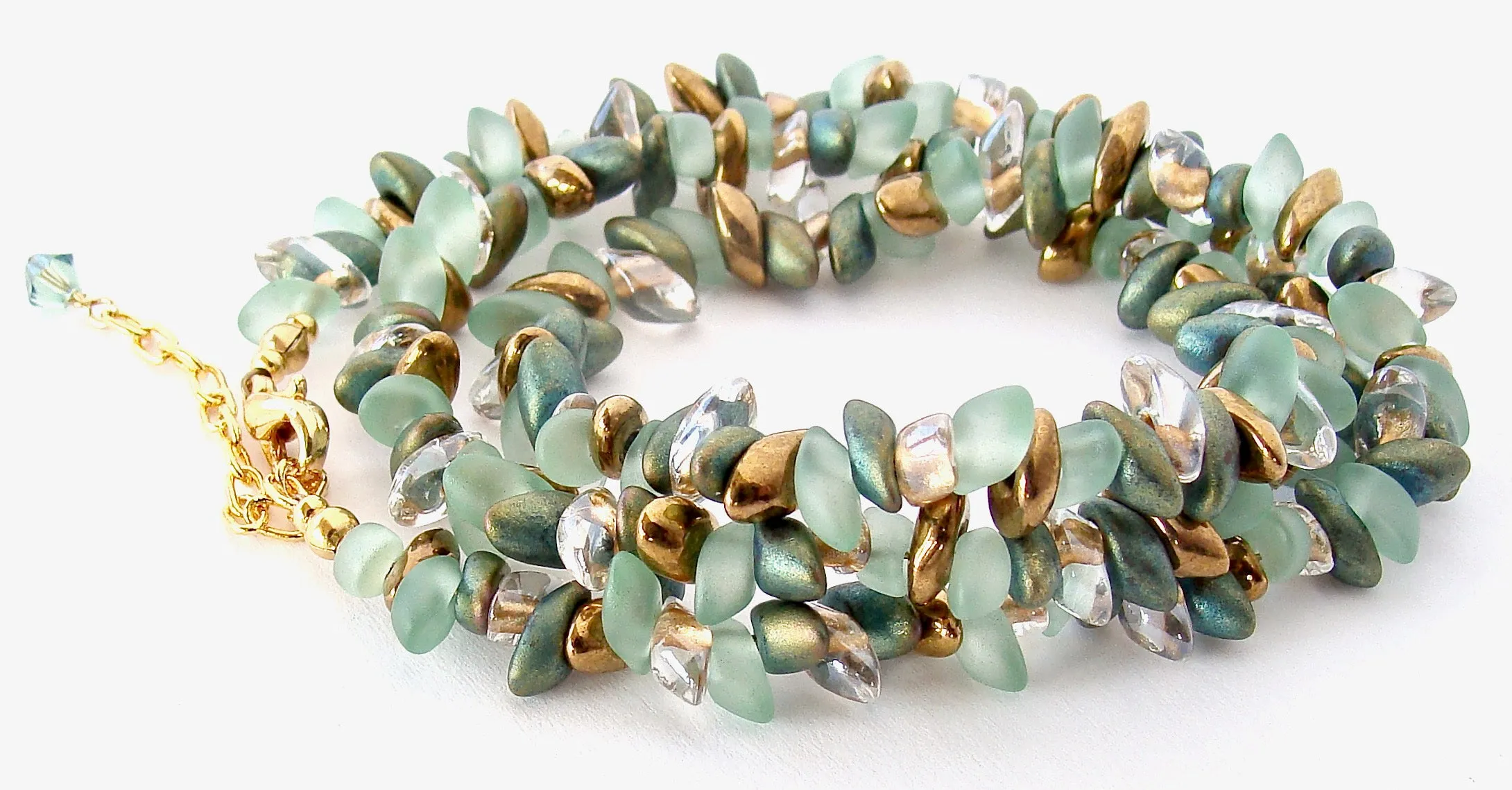 Dancing Leaves: Green Wrap Bracelet