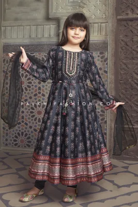 Graceful Blackcurrant Girls Outfit With Elegant Work