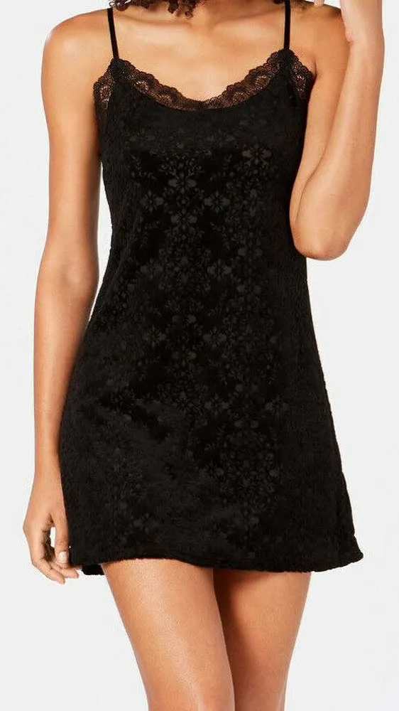 International ConceptsBurnout Lace-Trim Velvet Chemise