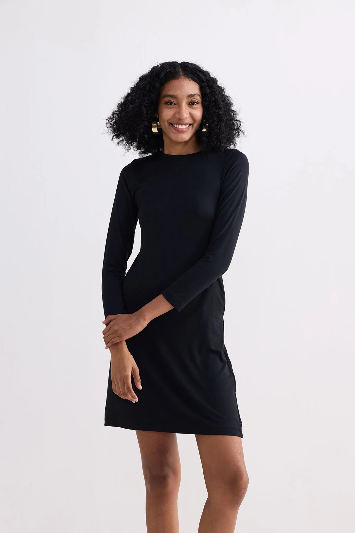 Long Sleeves Fitted Short Dress in Black