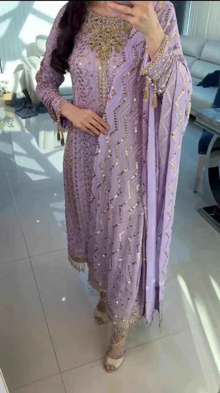 Mauve Magic Premium Designer Pakistani Style Ready-to-Wear Set