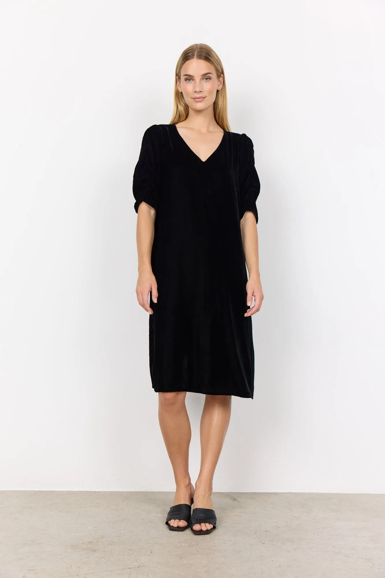 Nicole Dress in Black