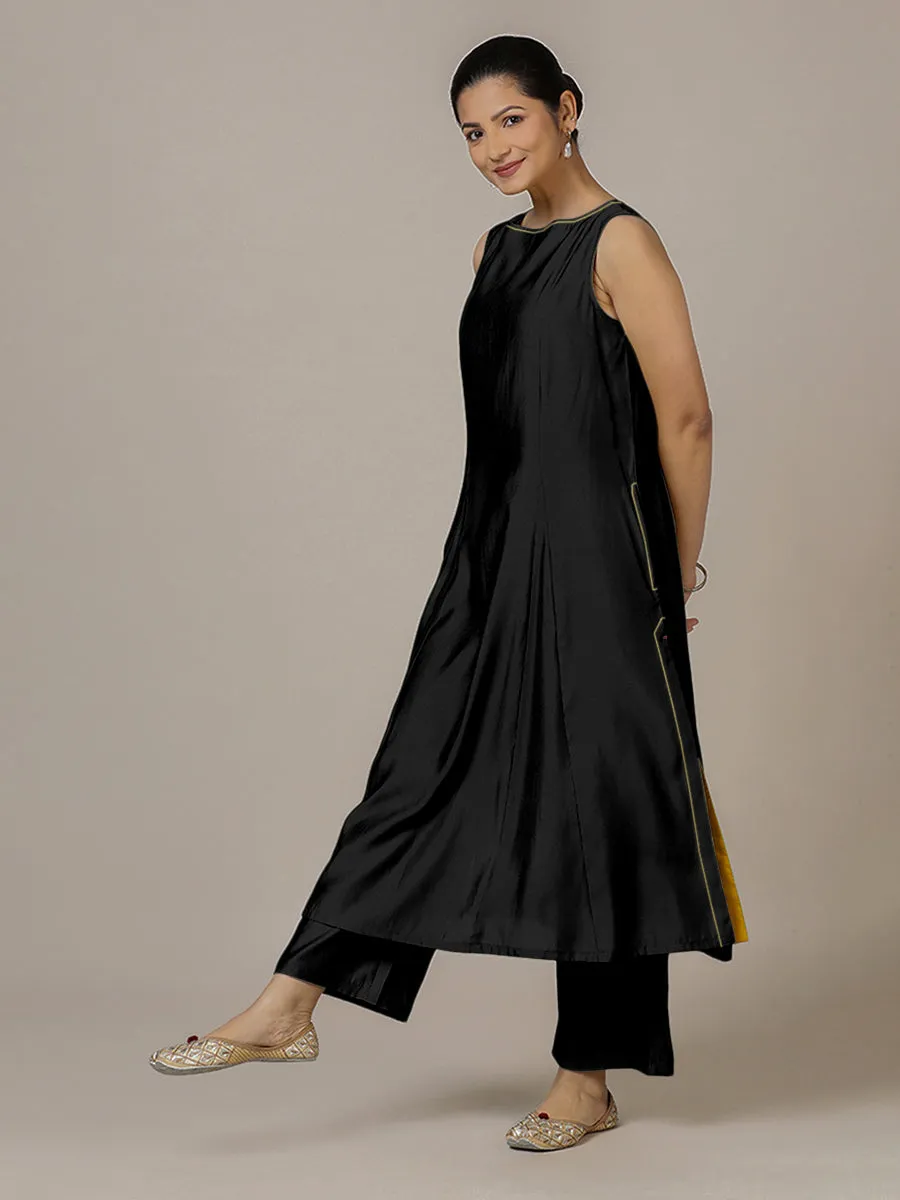 Sarah x Rozaana | A Line Kurta in Raven Black with Thread Work | Coords or Only Kurta