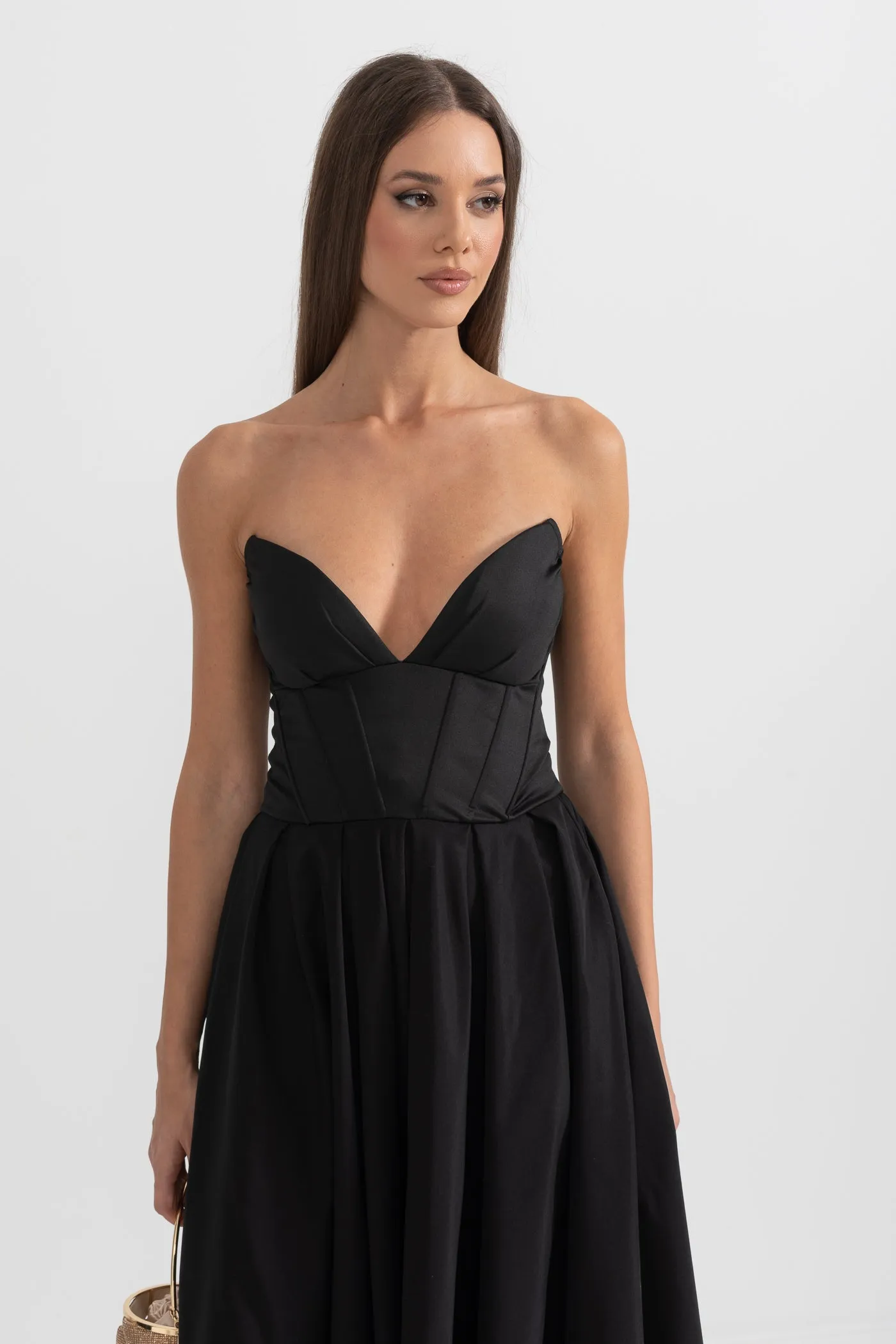 Sophisticated Strapless Midi Dress with Fitted Bodice - Black